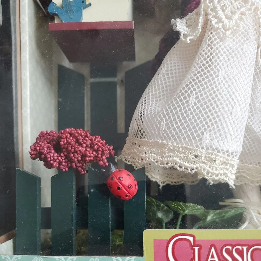 Classic Treasures - Birdhouse and Fence Special Edition Collectible Doll New - Picture 4 of 6